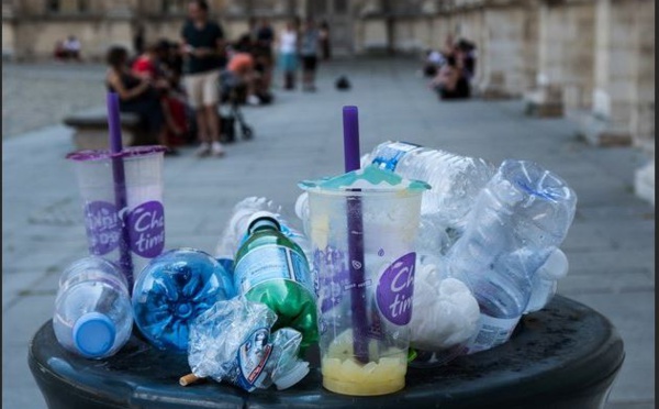 Trier, recycler, réparer, consigner: la loi antigaspillage présentée