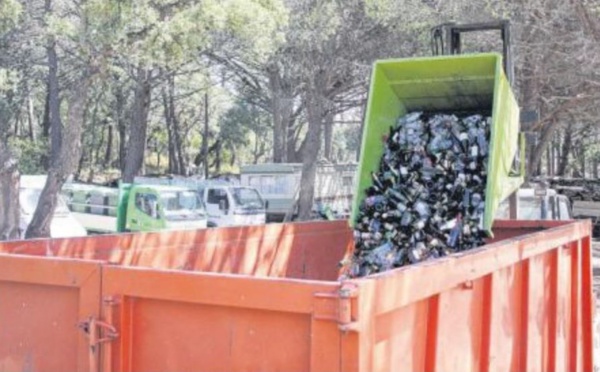 Defi collecte 700 tonnes de verre dans le Sud Corse