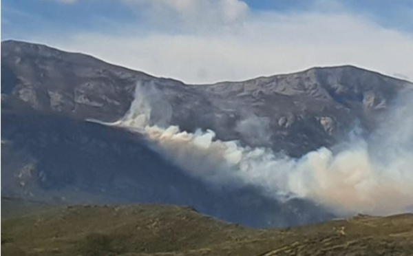 Incendie de Bavella : les autorités ordonnent le confinement des habitants de Sari ce mardi 