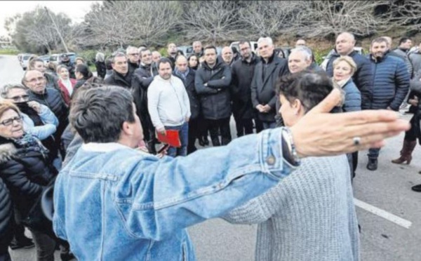 Dialogue de sourds entre élus et riverains à Saint-Antoine