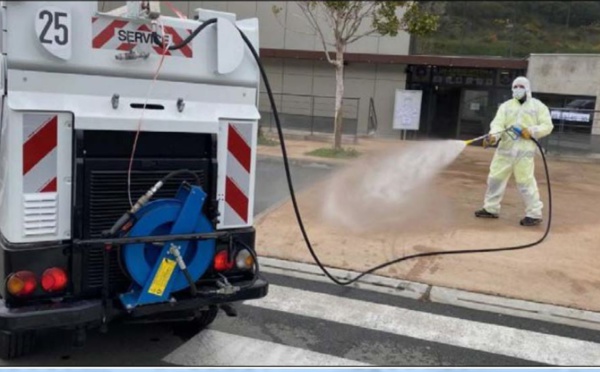 Opération de désinfection de l'espace public