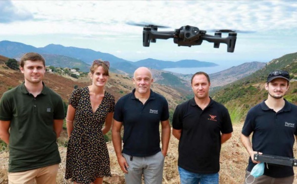 Parrot s'allie avec la start-up corse Midgard contre les feux