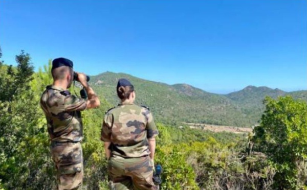  VENTISERI  Incendies les militaires de la BA 126 sont sur le terrain