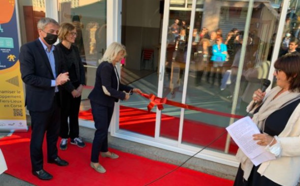 "Redonner une vie à des vêtements qui ne pourront plus servir" : OPRA Bastia ouvre sa recyclerie